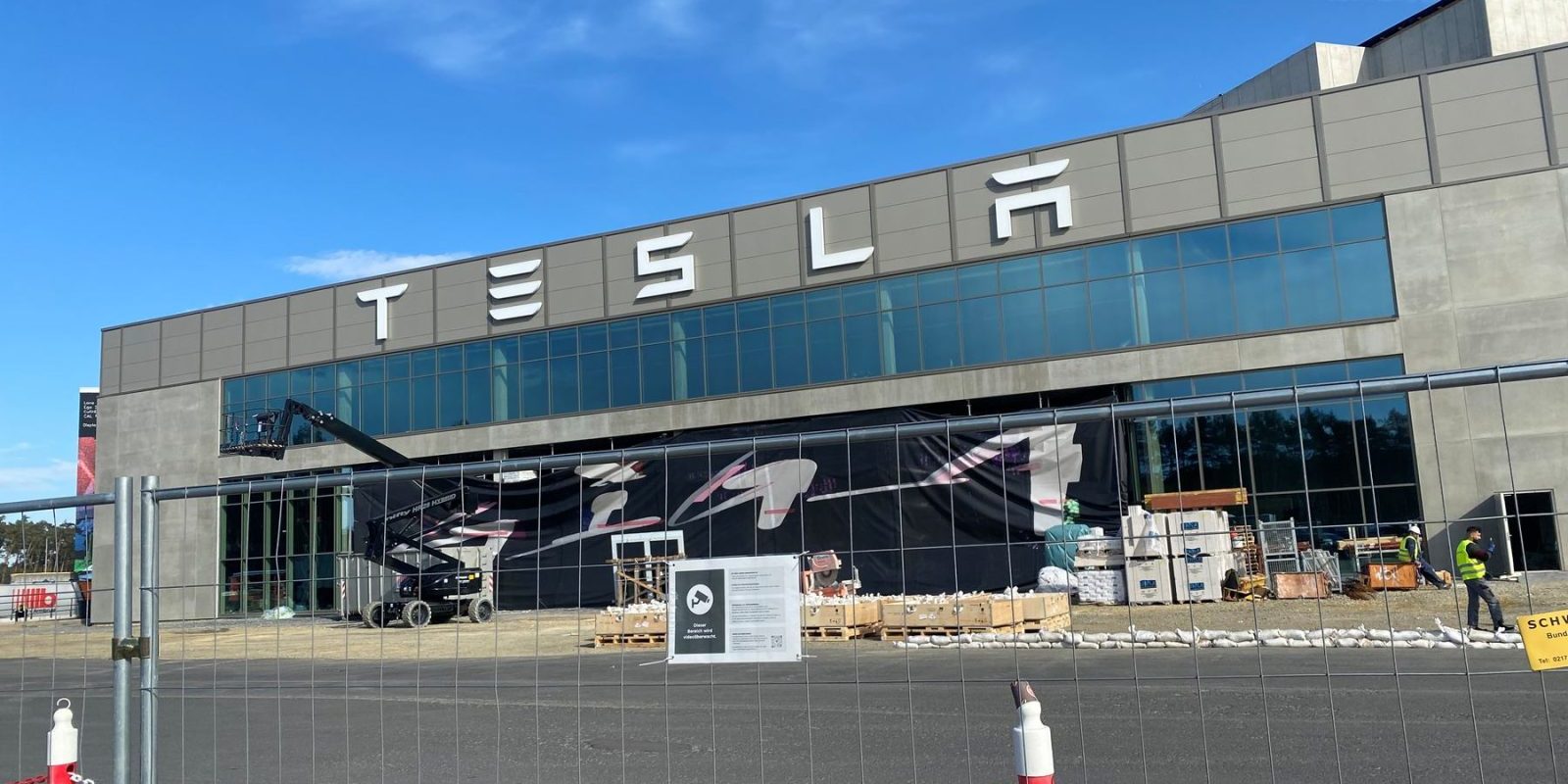 Tesla Berlin-3